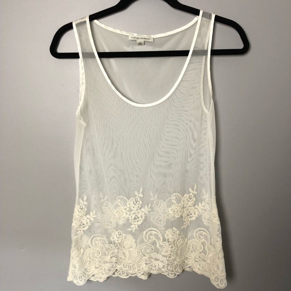 Sheer cream Woven floral t shirt